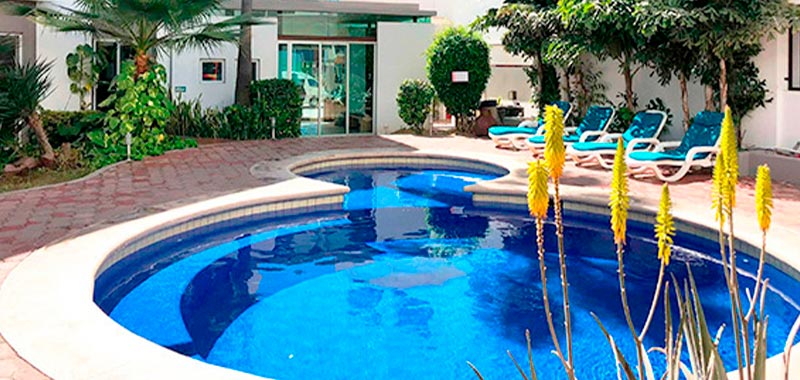 Hotel en promoción Seven Crown Express & Suites Cabo San Lucas